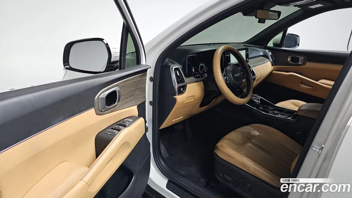 Kia Sorento — фото 7