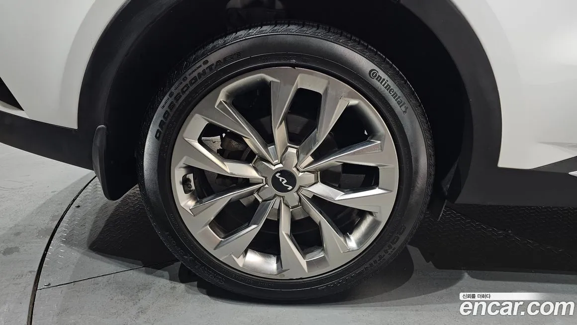 Kia Sorento — фото 5