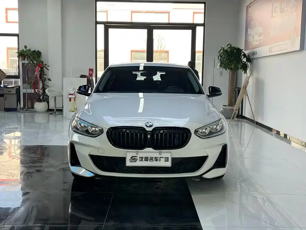 BMW 1 Series 2021 из CN, фото 7