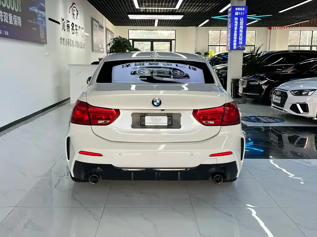 BMW 1 Series 2021 из CN, фото 4