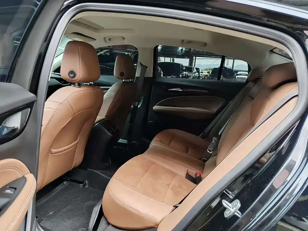 Buick Regal 2022 из CN, фото 6