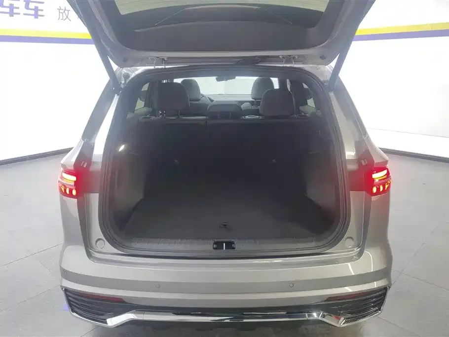 Geely Xingyue L 2024 из CN, фото 8