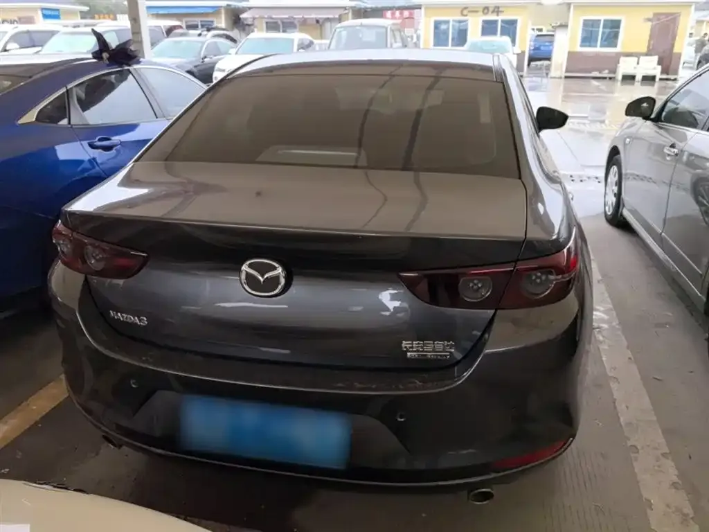 Mazda 3 Axela 2022 из CN, фото 4
