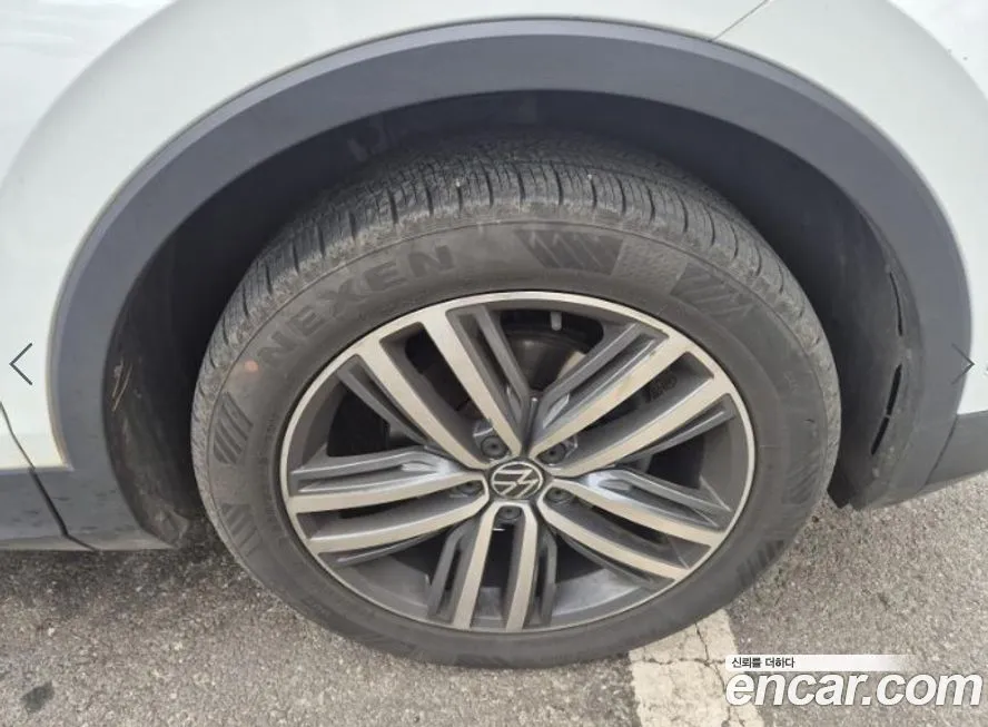 Volkswagen Tiguan — фото 5