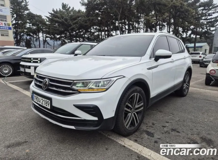 Volkswagen Tiguan — фото 7