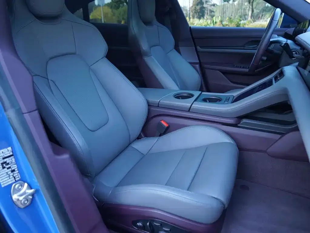 Porsche Taycan 2024 из CN, фото 2