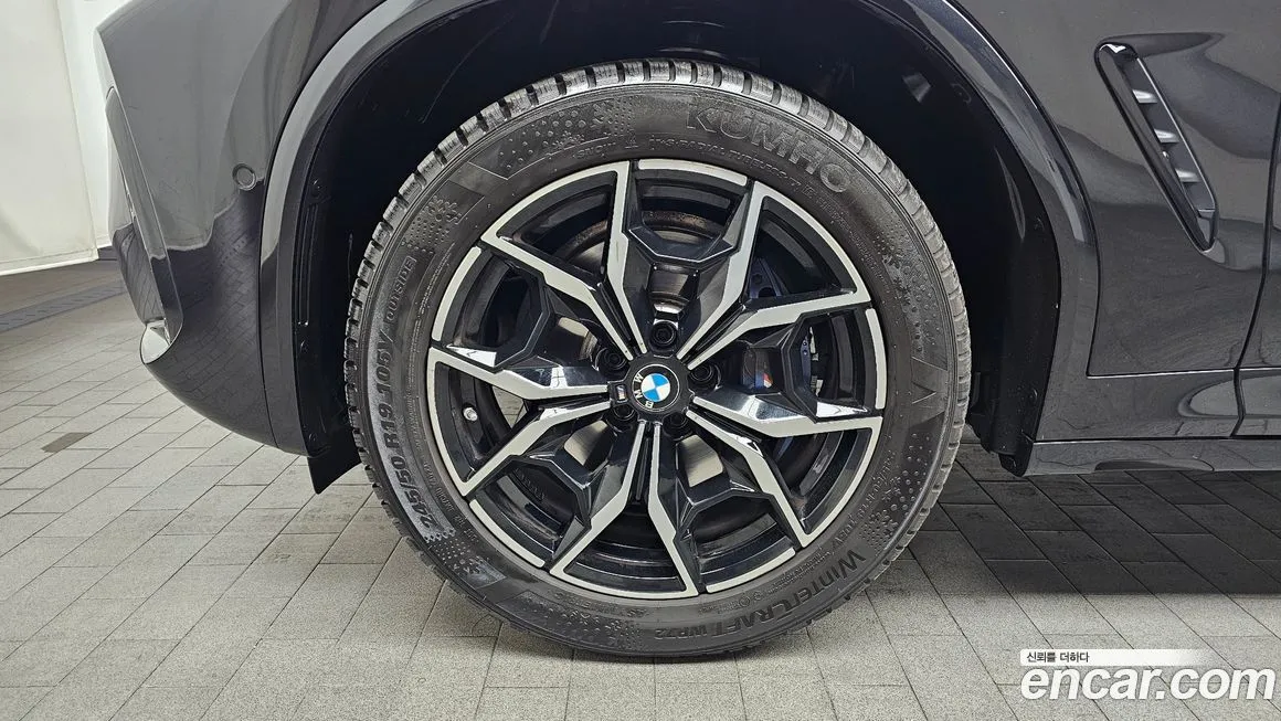 BMW X3 — фото 10