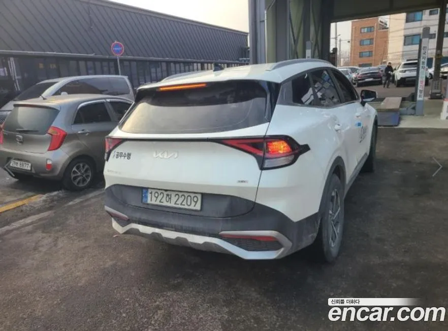 Kia Sportage — фото 6