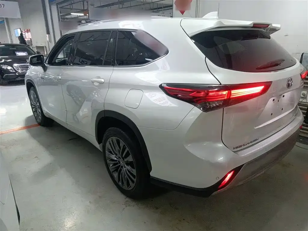 Toyota Highlander 2022 из CN, фото 5