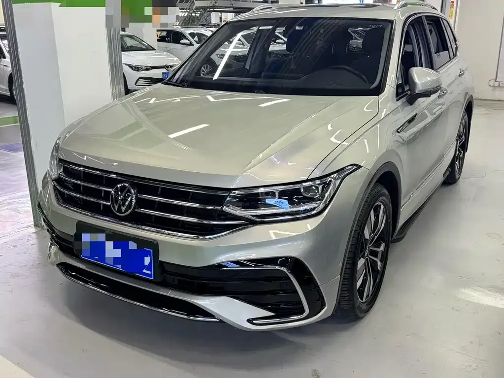 Volkswagen Tiguan L 2022 из CN, фото 1