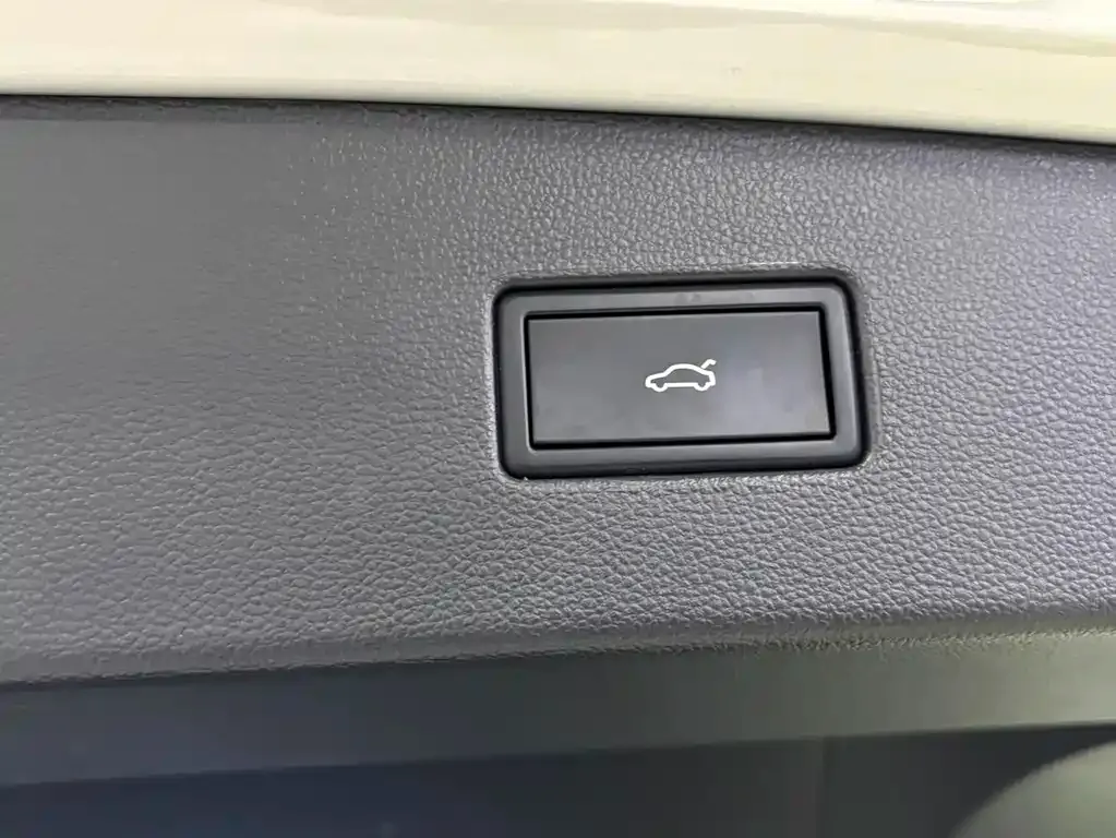 Volkswagen Tiguan L 2022 из CN, фото 8
