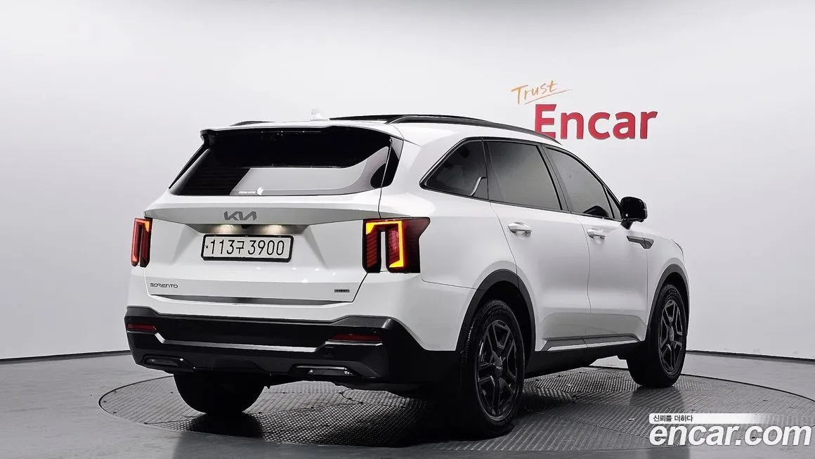 Kia Sorento — фото 10