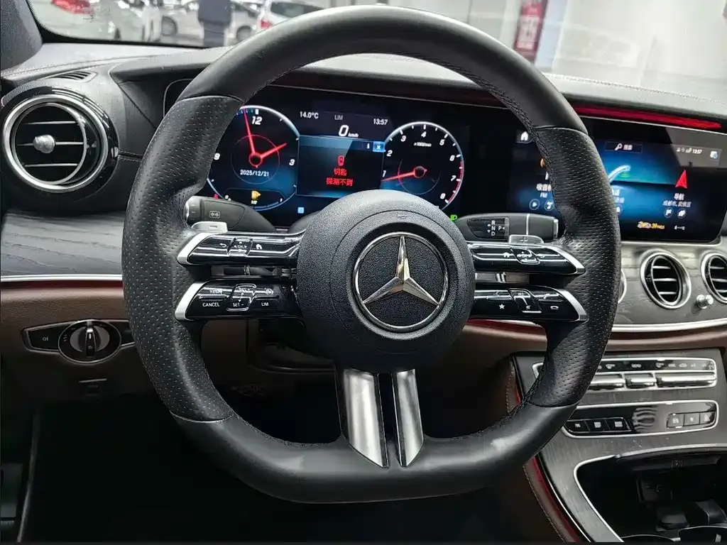 Mercedes-Benz E-Class 2021 из CN, фото 10