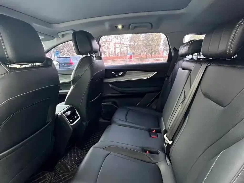 Chery Tiggo 8 PLUS — фото 3