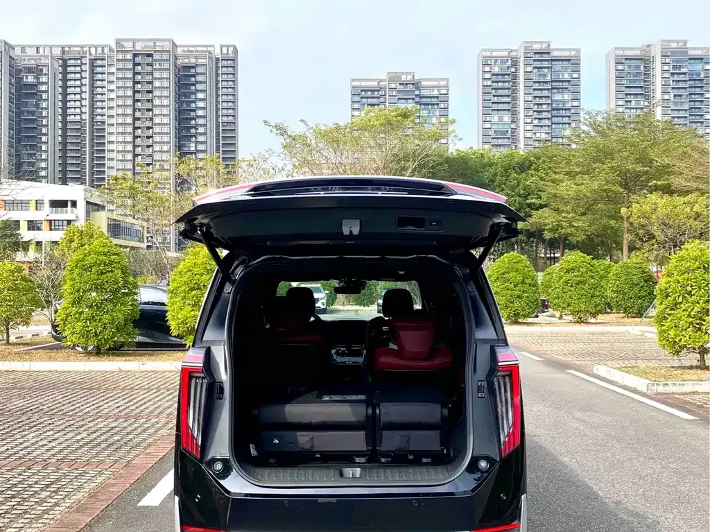 GAC Motor Trumpchi M8 — фото 4