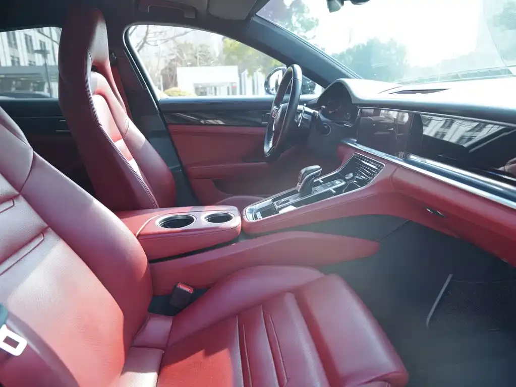 Porsche Panamera 2021 из CN, фото 5