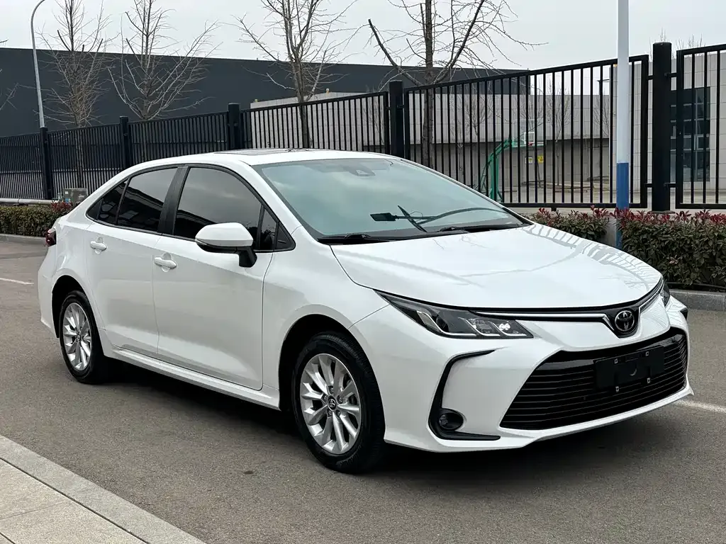 Toyota Corolla 2022 из CN, фото 9
