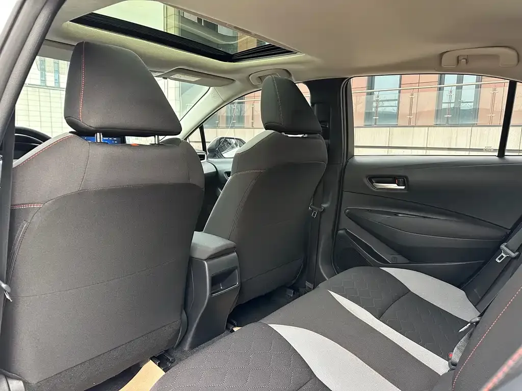 Toyota Corolla 2022 из CN, фото 7