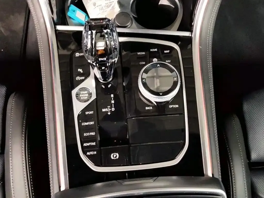 BMW 8 Series 2025 из CN, фото 4