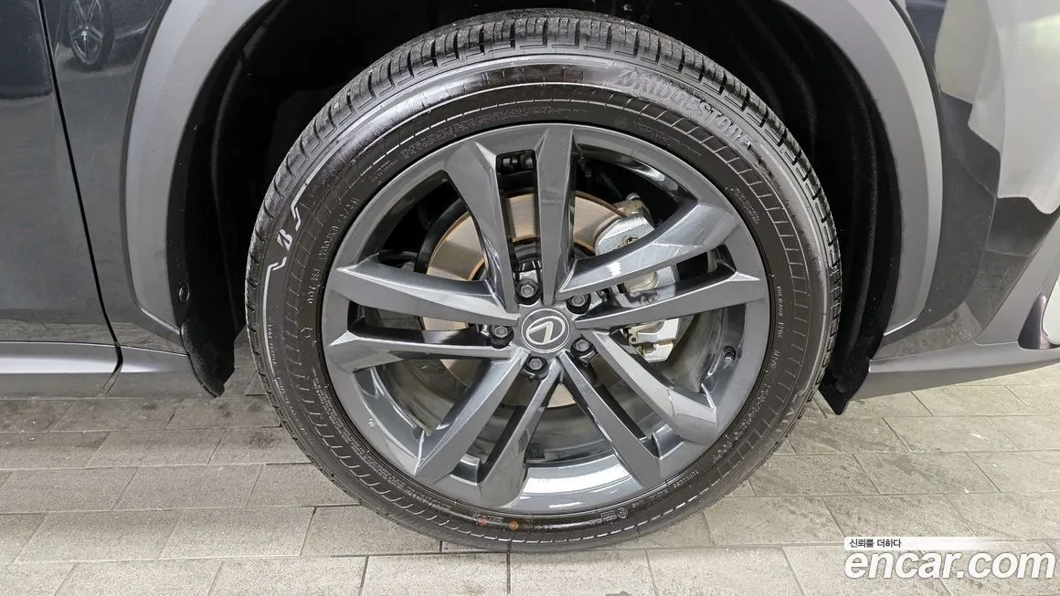 Lexus NX 2025 из KR, фото 10