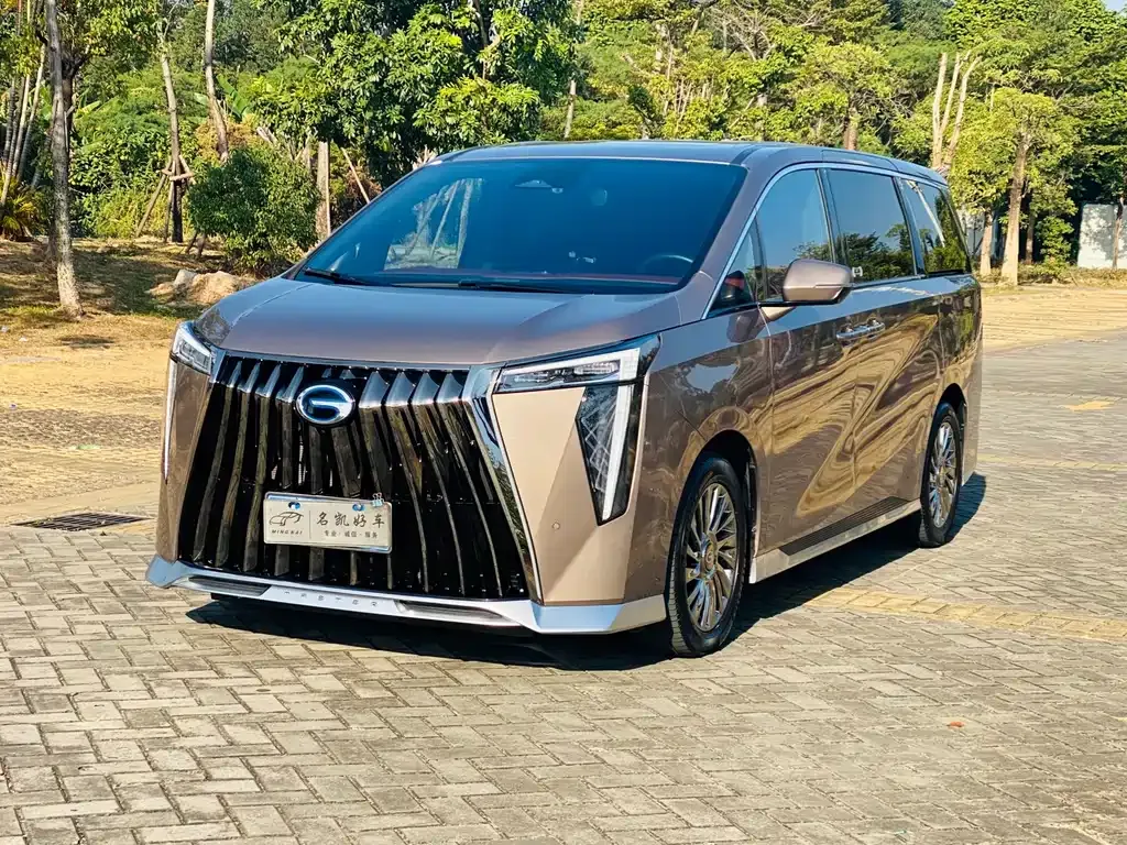 GAC Motor Trumpchi M8 — фото 1