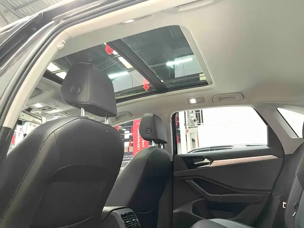 Volkswagen Sagitar 2022 из CN, фото 6