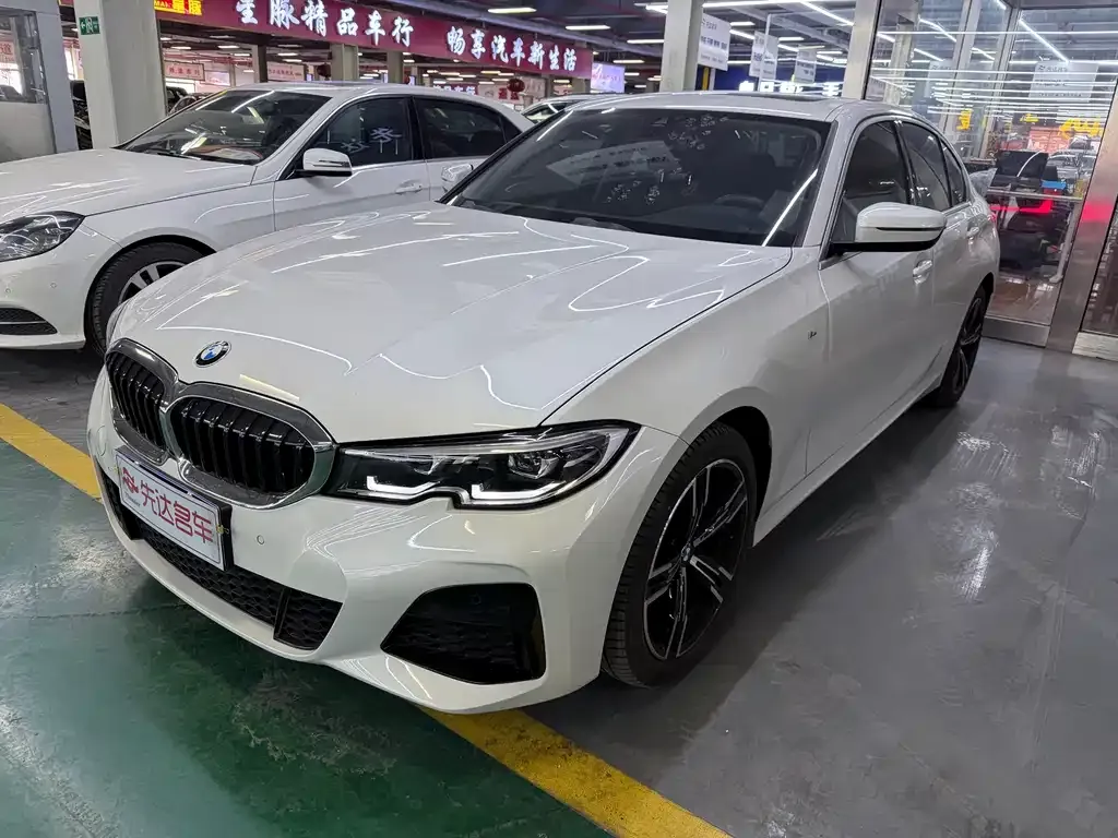 BMW 3 Series 2022 из CN, фото 7