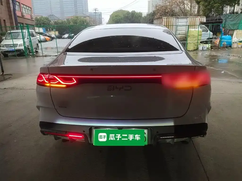 BYD Qin L — фото 6
