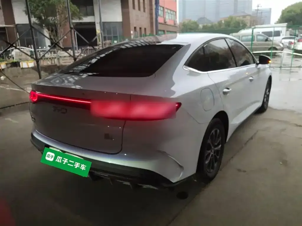 BYD Qin L — фото 4