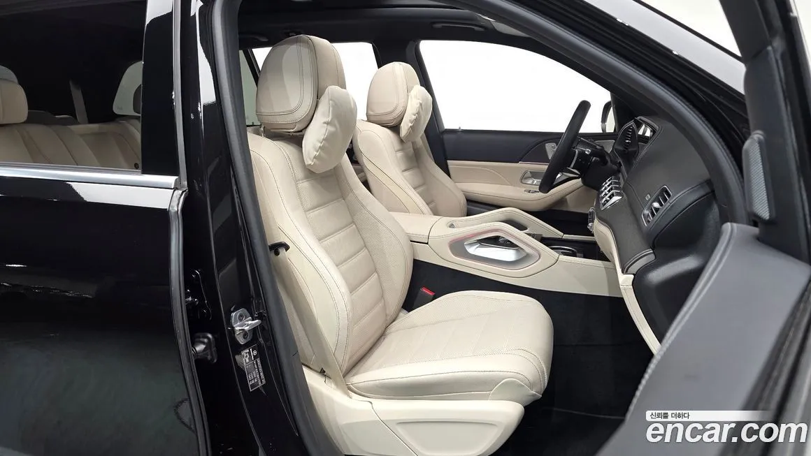 Mercedes-Benz GLS-Class — фото 10