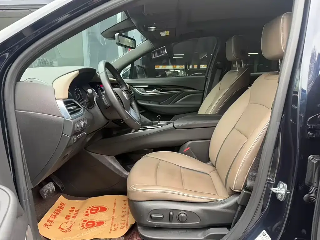 Buick Enclave 2023 из CN, фото 8