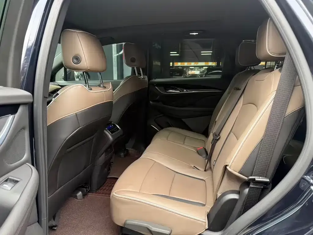 Buick Enclave 2023 из CN, фото 4