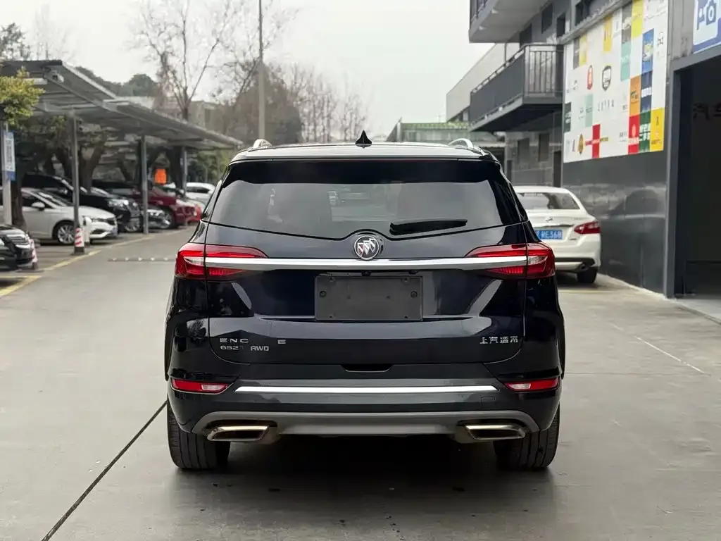 Buick Enclave 2023 из CN, фото 5