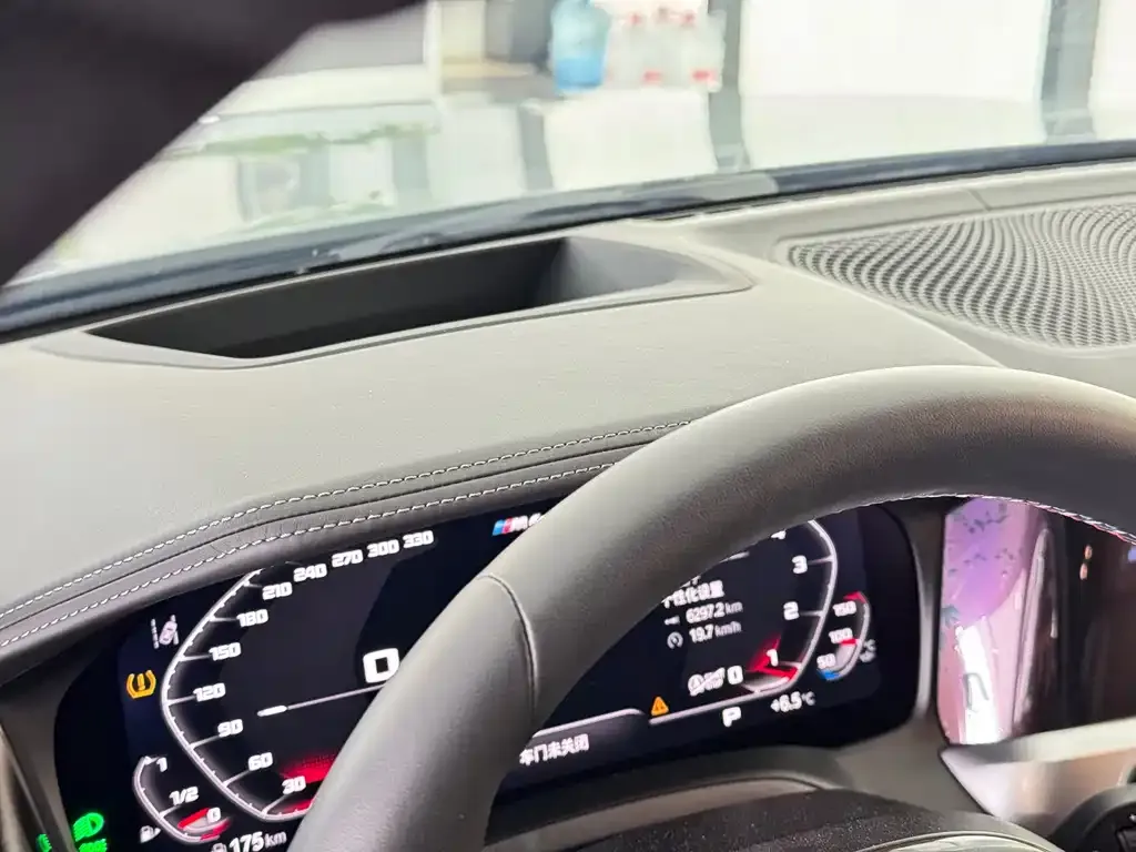 BMW M4 2023 из CN, фото 3