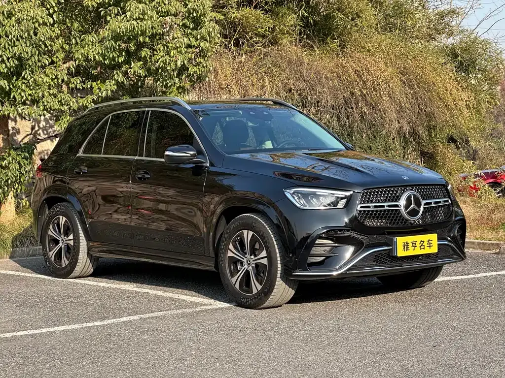 Mercedes-Benz GLE — фото 10