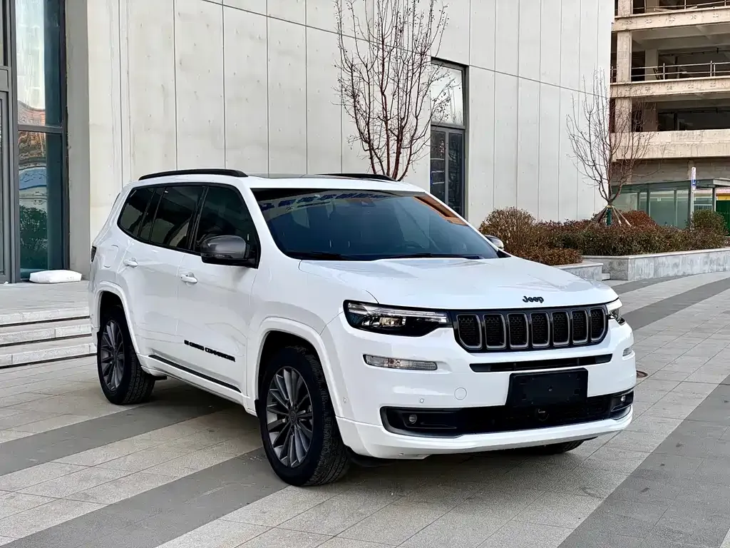 Jeep Grand Commander 2021 из CN, фото 9