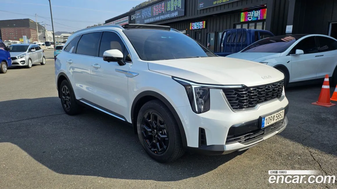 Kia Sorento — фото 10