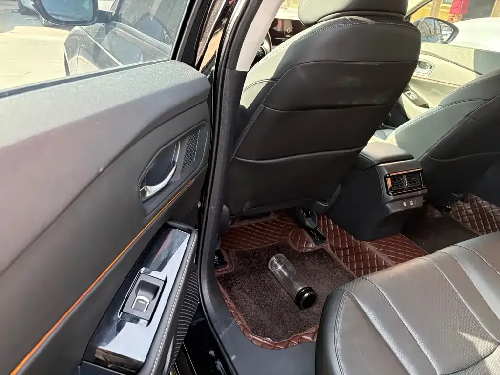 Honda Accord — фото 5