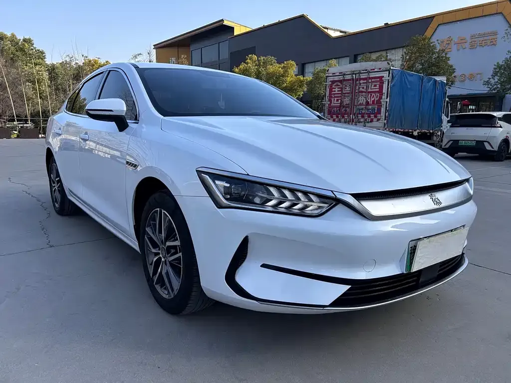 BYD Qin PLUS — фото 8