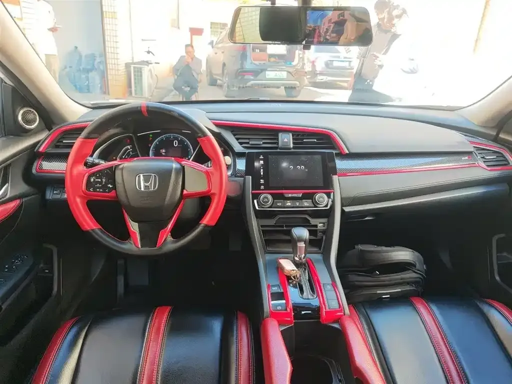 Honda Civic — фото 4