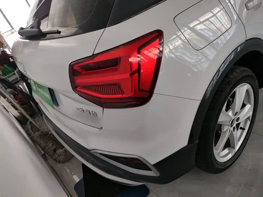 Audi Q2L 2023 из CN, фото 9