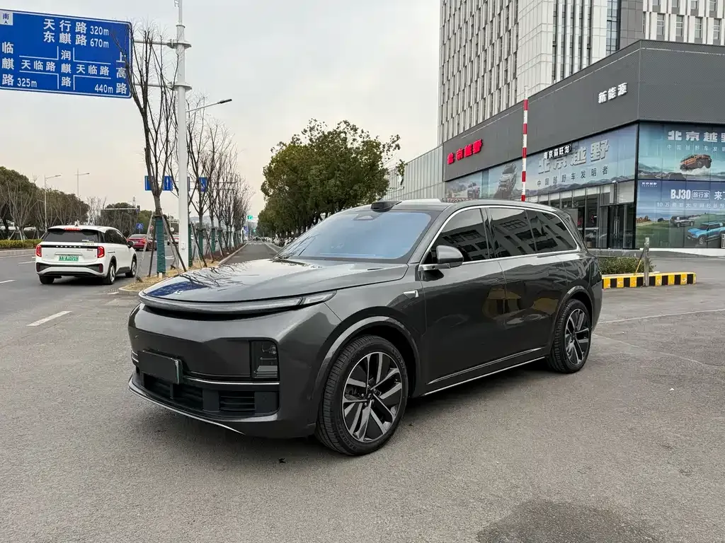 Li Auto L9