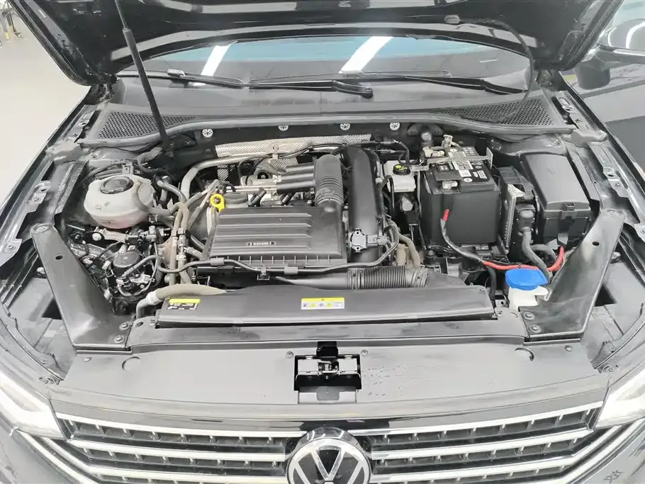 Volkswagen Magotan 2023 из CN, фото 6