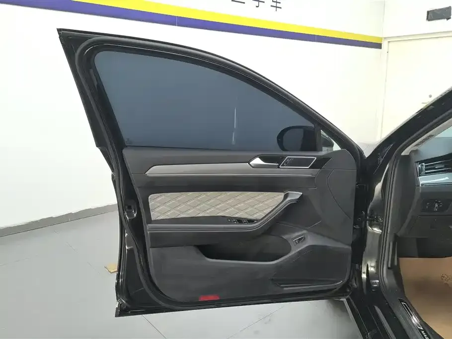 Volkswagen Magotan 2023 из CN, фото 2