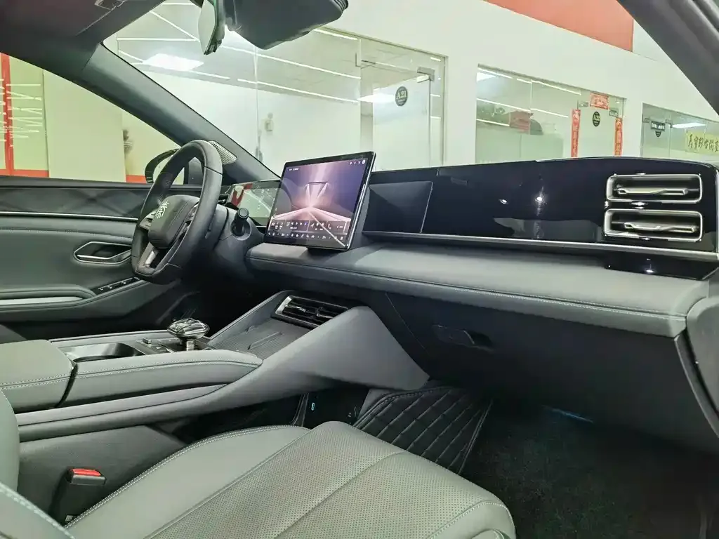 BYD Qin L 2025 из CN, фото 7