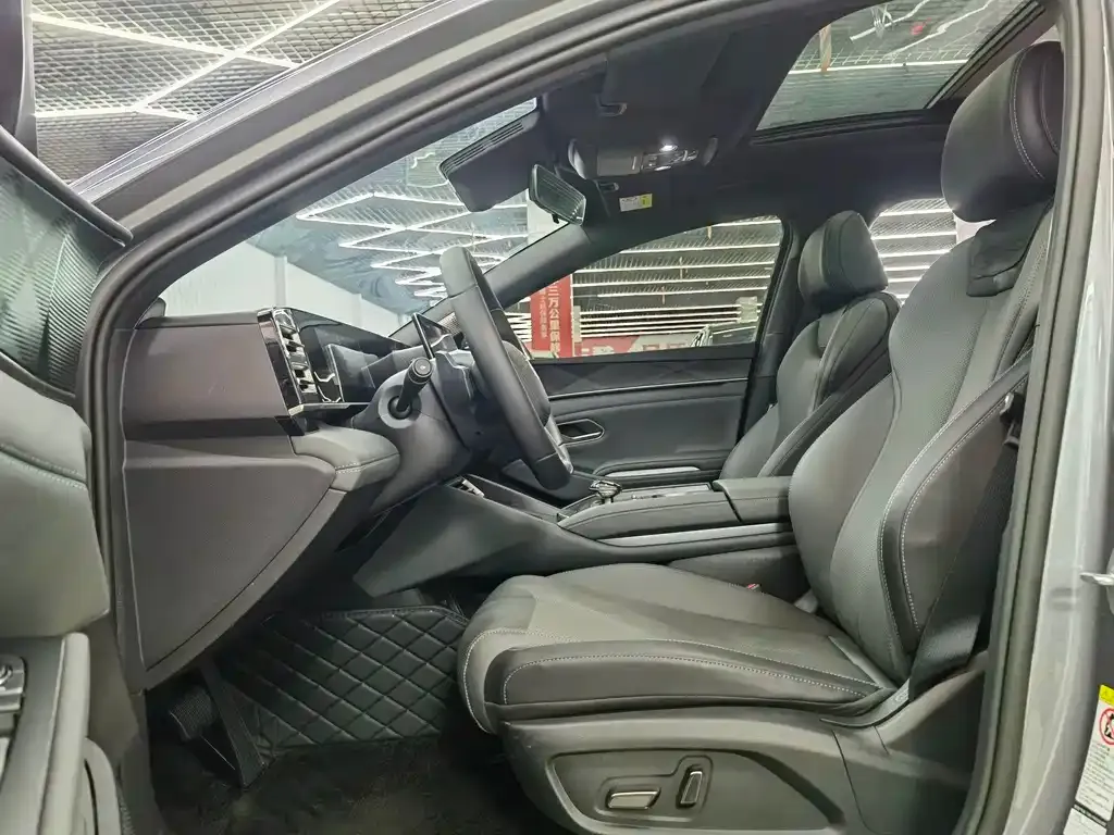 BYD Qin L 2025 из CN, фото 3