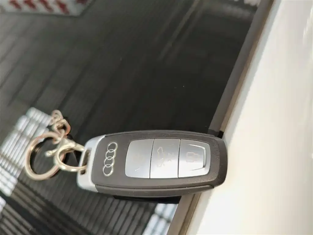 Audi A3 2024 из CN, фото 4