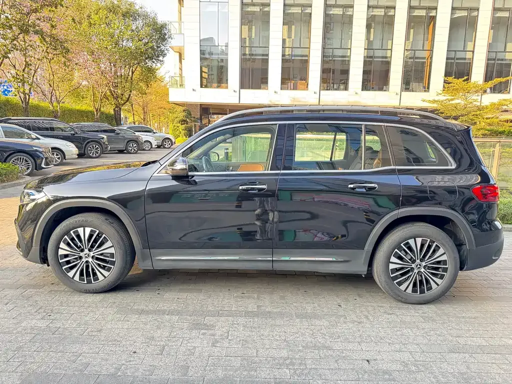 Mercedes-Benz EQB 2024 из CN, фото 10