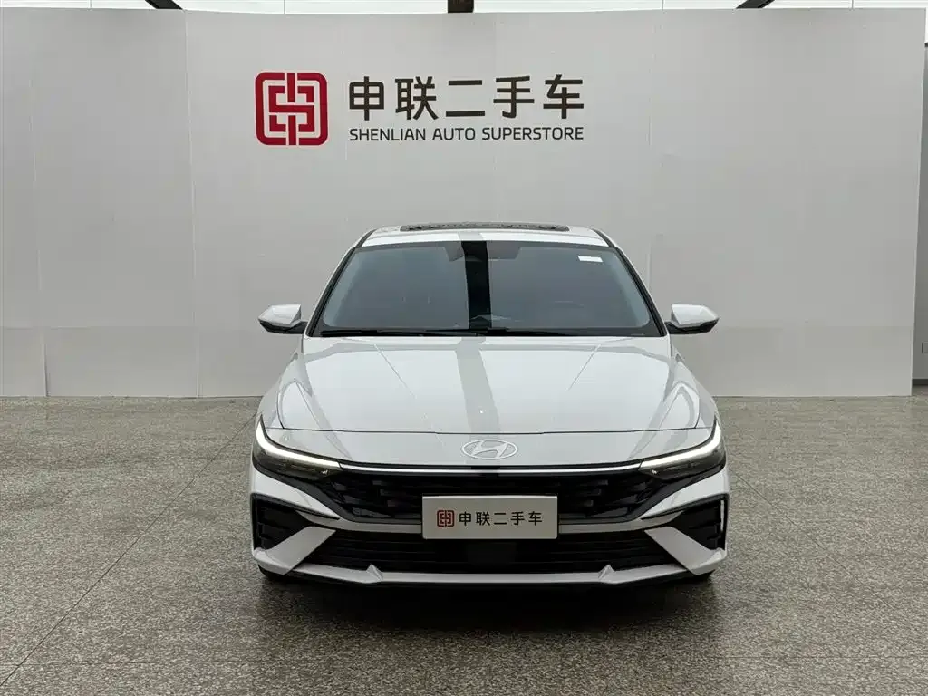 Hyundai Elantra — фото 8