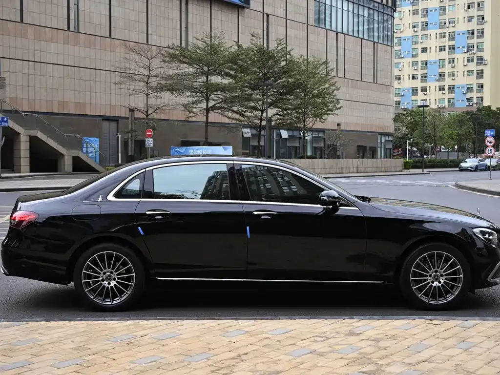 Mercedes-Benz E-Class 2022 из CN, фото 4